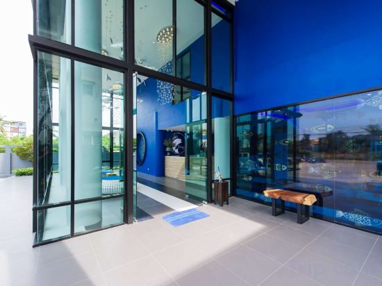 Фото Krabi SeaBass Hotel