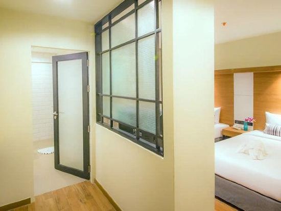 Фото Sunshine Hip