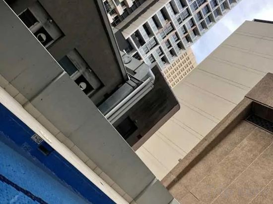 Фото Apx World Square