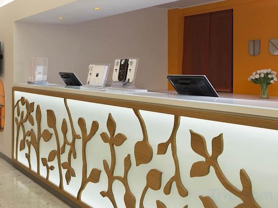 Фото Unahotels Mediterraneo Milano