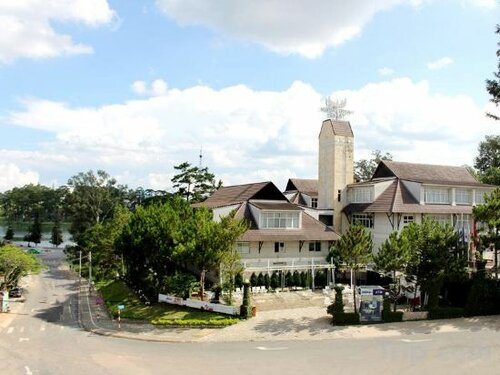 Внешний вид отеля Muong Thanh Dalat Hotel в Далате, фото 3