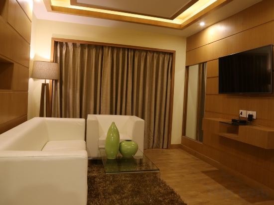 Фото The Fern Residency Mundra