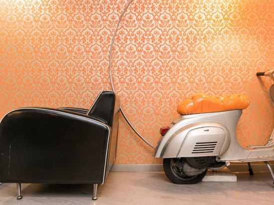 Фото Orange Hotel