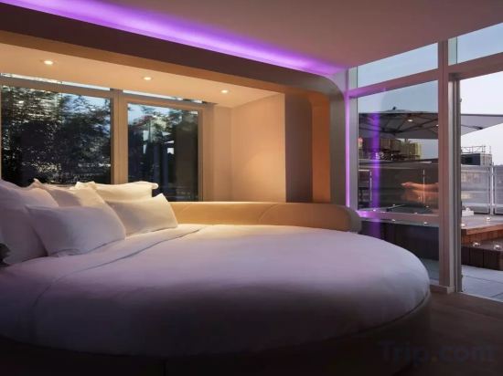 Фото Yotel New York Times Square