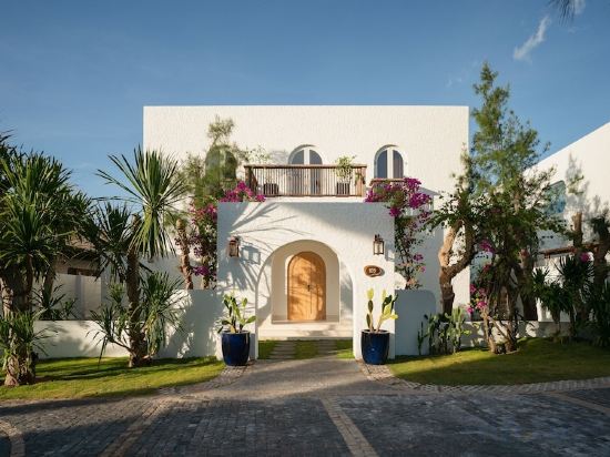 Фото Stelia Beach Resort