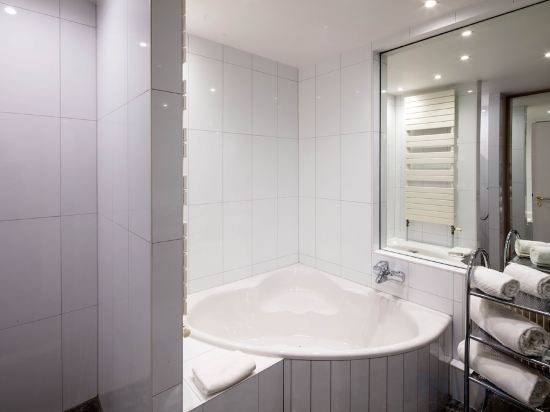 Фото Garrigae Villa La Florangerie