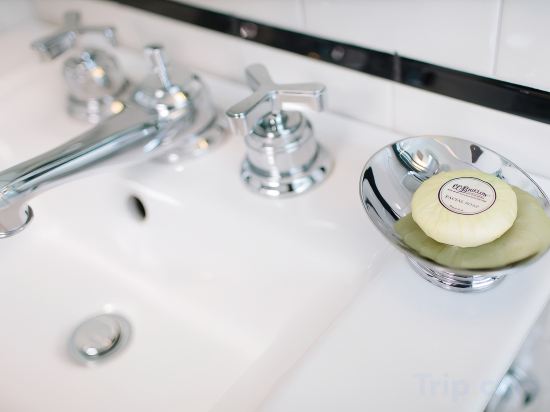 Фото Walker Hotel Greenwich Village