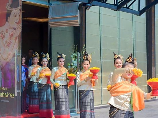 Фото Namthong Nan Hotel