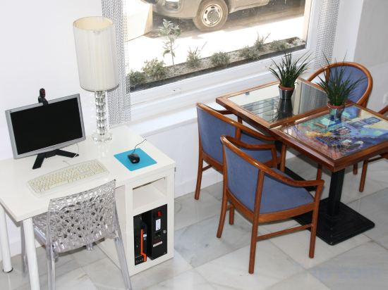 Фото Hotel Subur