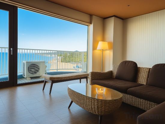 Фото New WestPeninsula Hotel