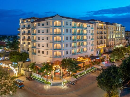 Фото отеля 1