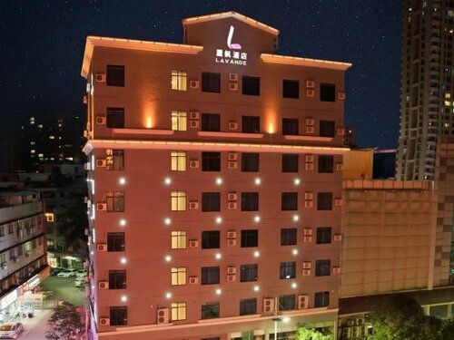 Гостиница Lavande Hotels·Dongguan Humen Square в Дунгуани