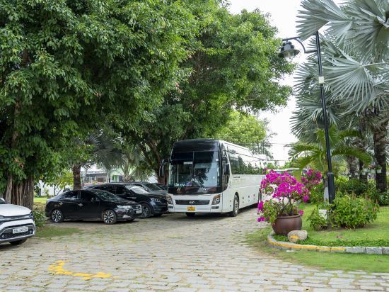 Фото Pandanus Resort