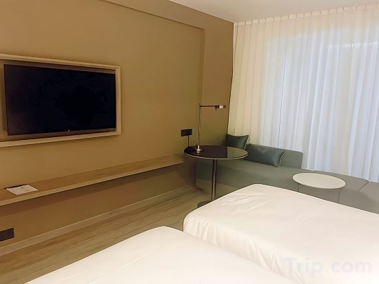 Фото Park Inn by Radisson Surat