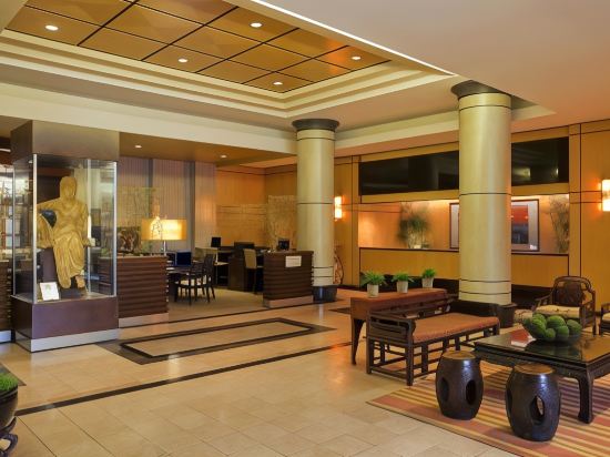 Фото Sheraton LaGuardia East Hotel