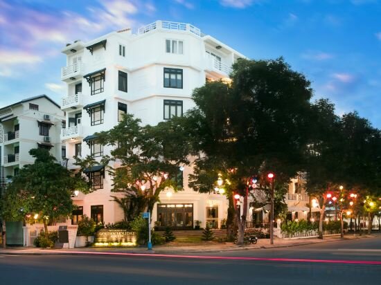 Фото Golden Holiday Hotel & SPA