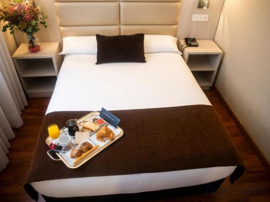 Фото Hotel Zaragoza Royal