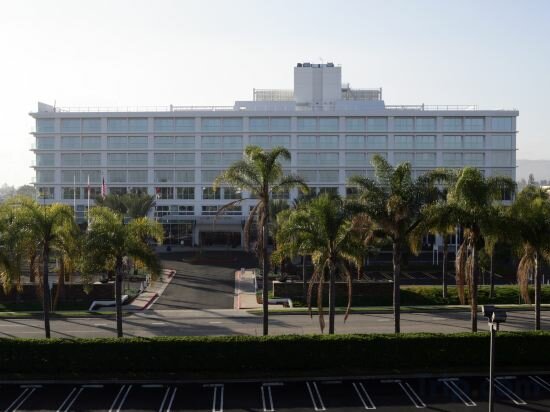 Фото Miyako Hybrid Hotel Torrance