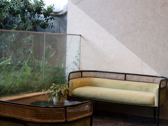 Фото LeMore Hotel