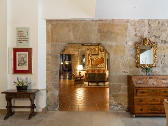 Фото Parador de Santo Domingo Bernardo de Fresneda