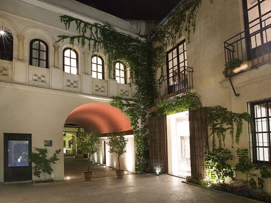 Фото Hospes Palacio del Bailío