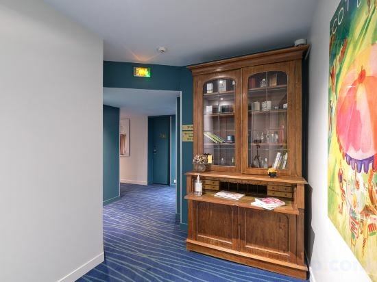 Фото Hôtel Mercure Paris Suresnes Longchamp