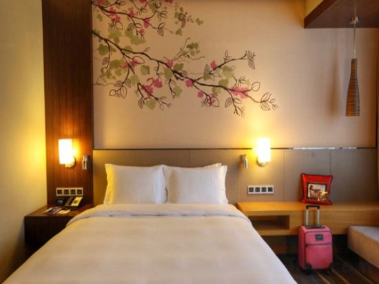 Фото Hilton Garden Inn Shenzhen Bao'an