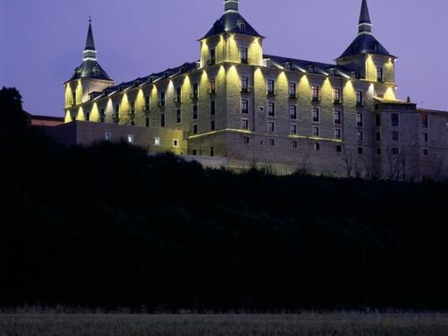 Внешний вид отеля Parador De Lerma Burgos в Лерме, фото 3