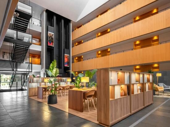 Фото INNSiDE Barcelona Aeropuerto