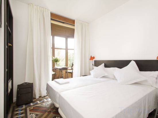 Фото Som Nit Triomf