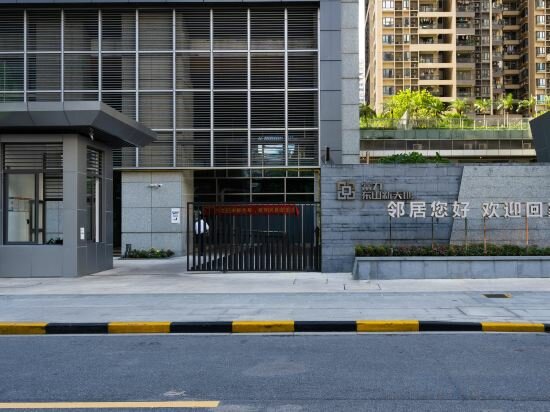 Фото Manhattan Langde Apartment