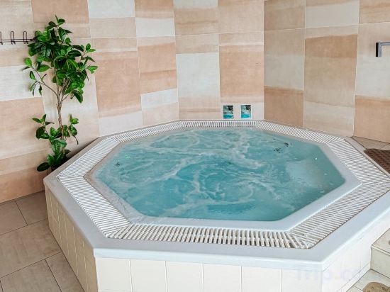 Фото Best Western Plus Le Conquerant Rouen Nord