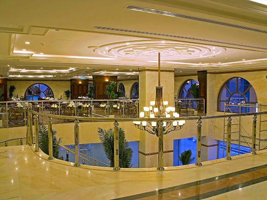 Фото Emaar Royal Hotel