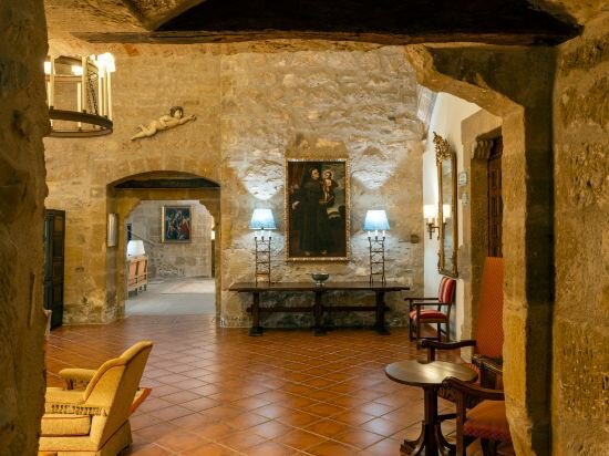 Фото Parador de Santo Domingo Bernardo de Fresneda