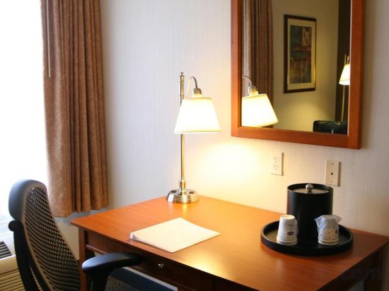 Фото Springhill Suites San Diego Mission Valley