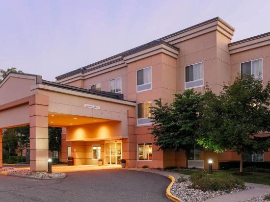 Фото Fairfield Inn & Suites Mahwah
