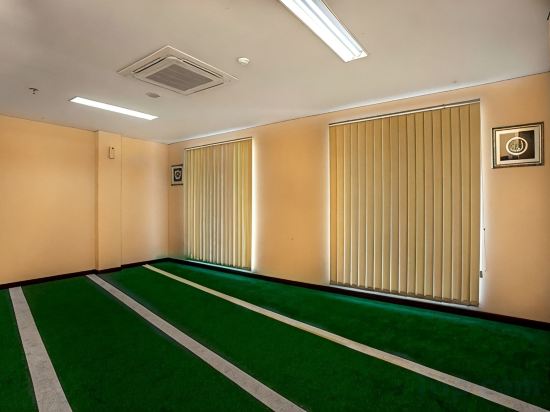 Фото Days Hotel & Suites by Wyndham Jakarta Airport