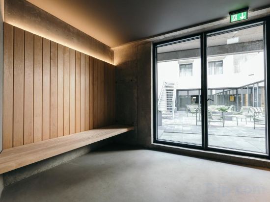 Фото Exeter Hotel