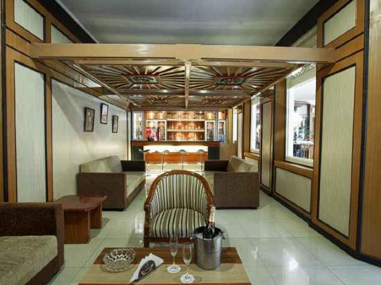 Фото Kusuma Sahid Prince Hotel