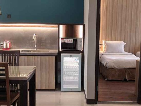 Фото Summer Hills Hotel