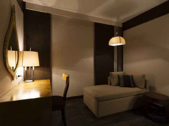 Фото Casa Nithra Bangkok