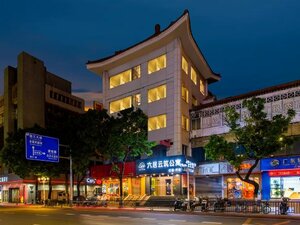 Live Hotel (No. 3 Gangkou 1st Road), hotel