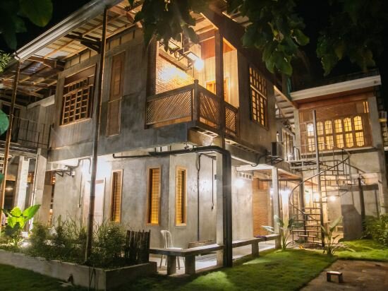 Фото The Flying Fish Hostel