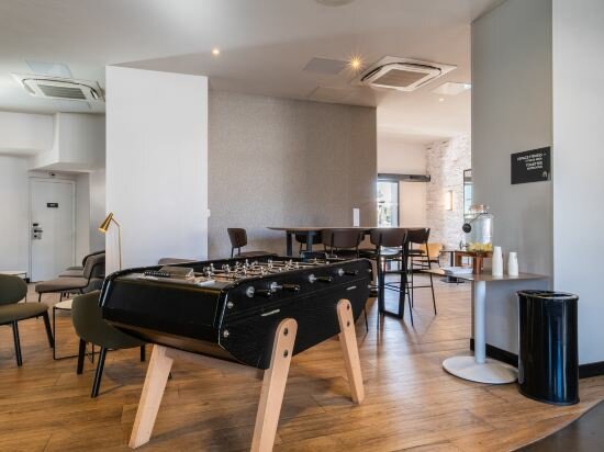 Фото Campanile Nice Airport