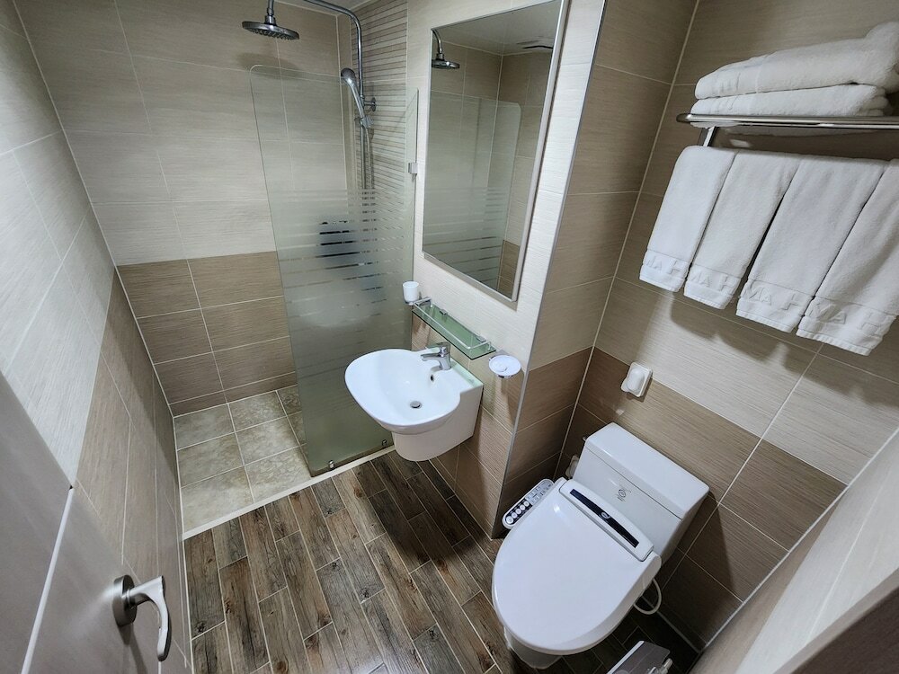 Фото Haema Hotel