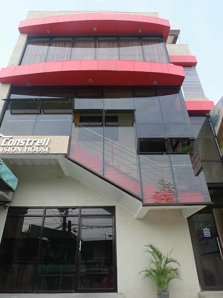 Hotel Constrell Pension House, Tagbilaran, photo