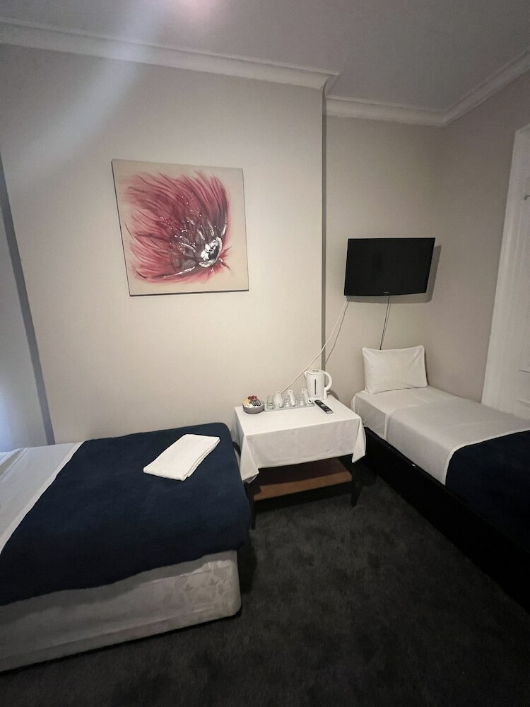 Фото Goodwood Hotel