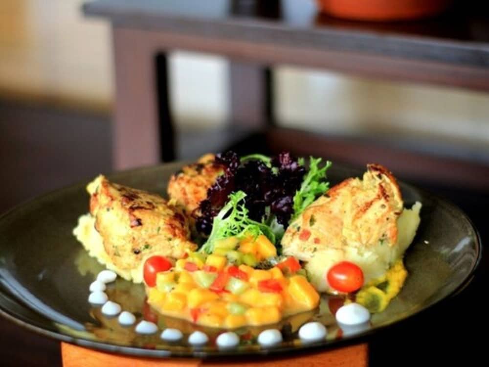 Фото Forbis Hotel