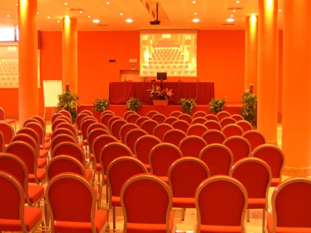 Фото Hotel Langhe & Monferrato