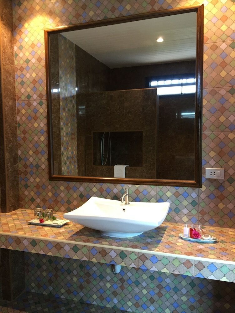 Фото Phetcharat Grand Hotel Maesot